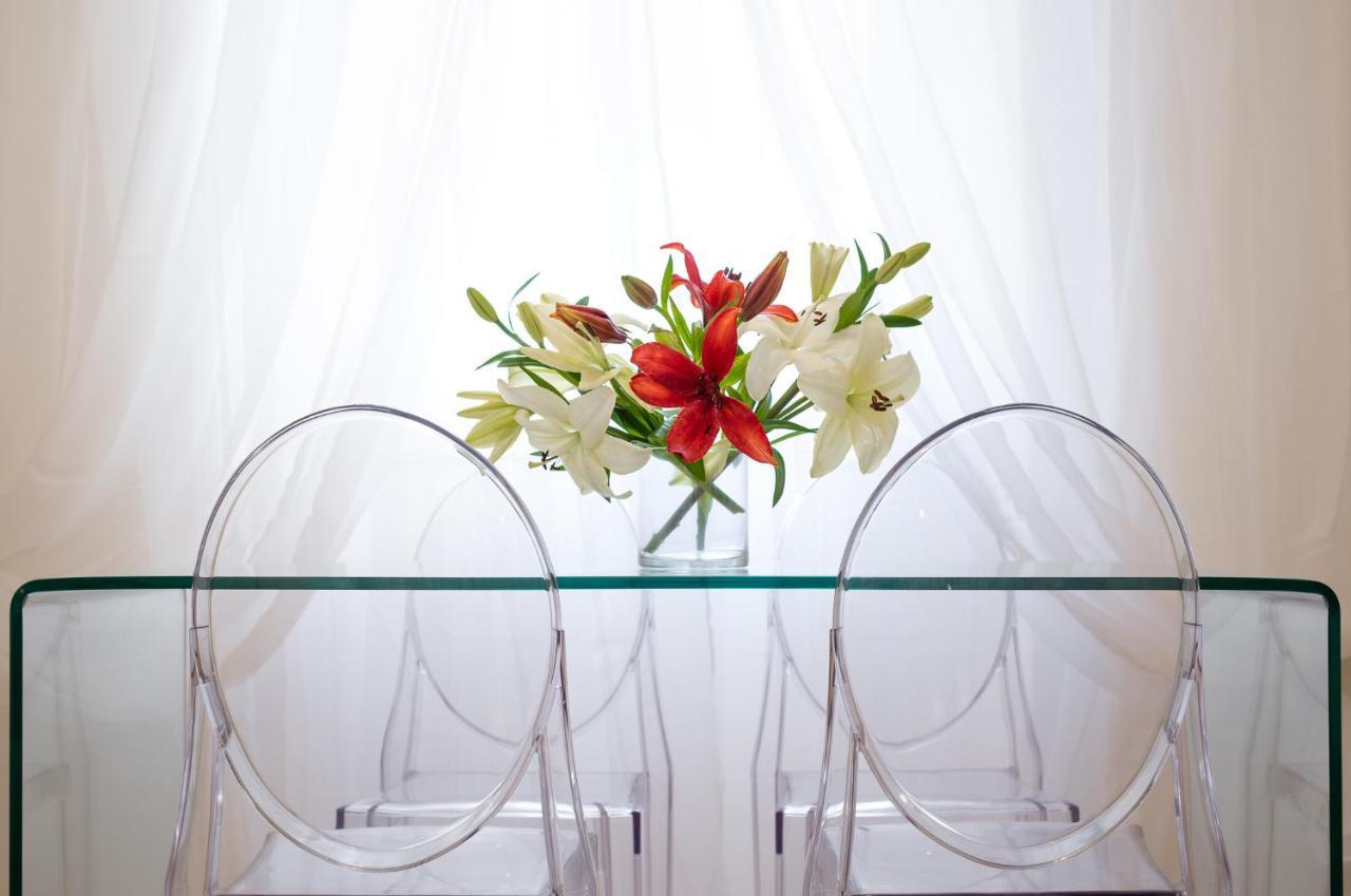 Nadiona Suites Red & Cream Corfu  ภายนอก รูปภาพ