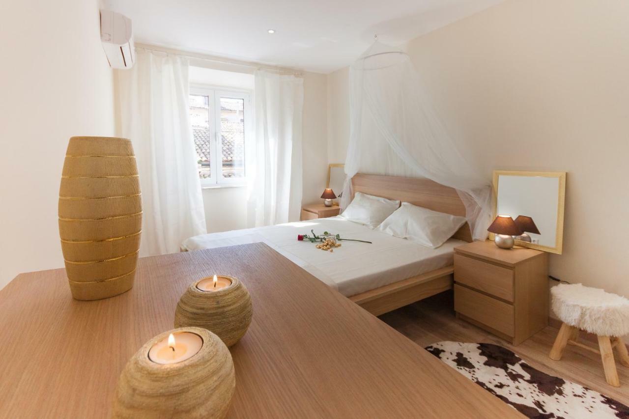 Nadiona Suites Red & Cream Corfu  ภายนอก รูปภาพ