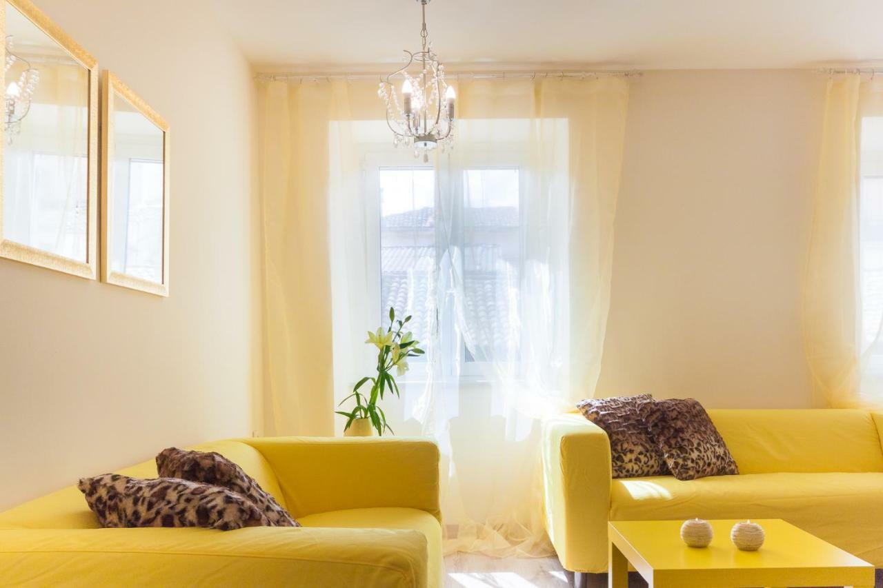 Nadiona Suites Red & Cream Corfu  ภายนอก รูปภาพ